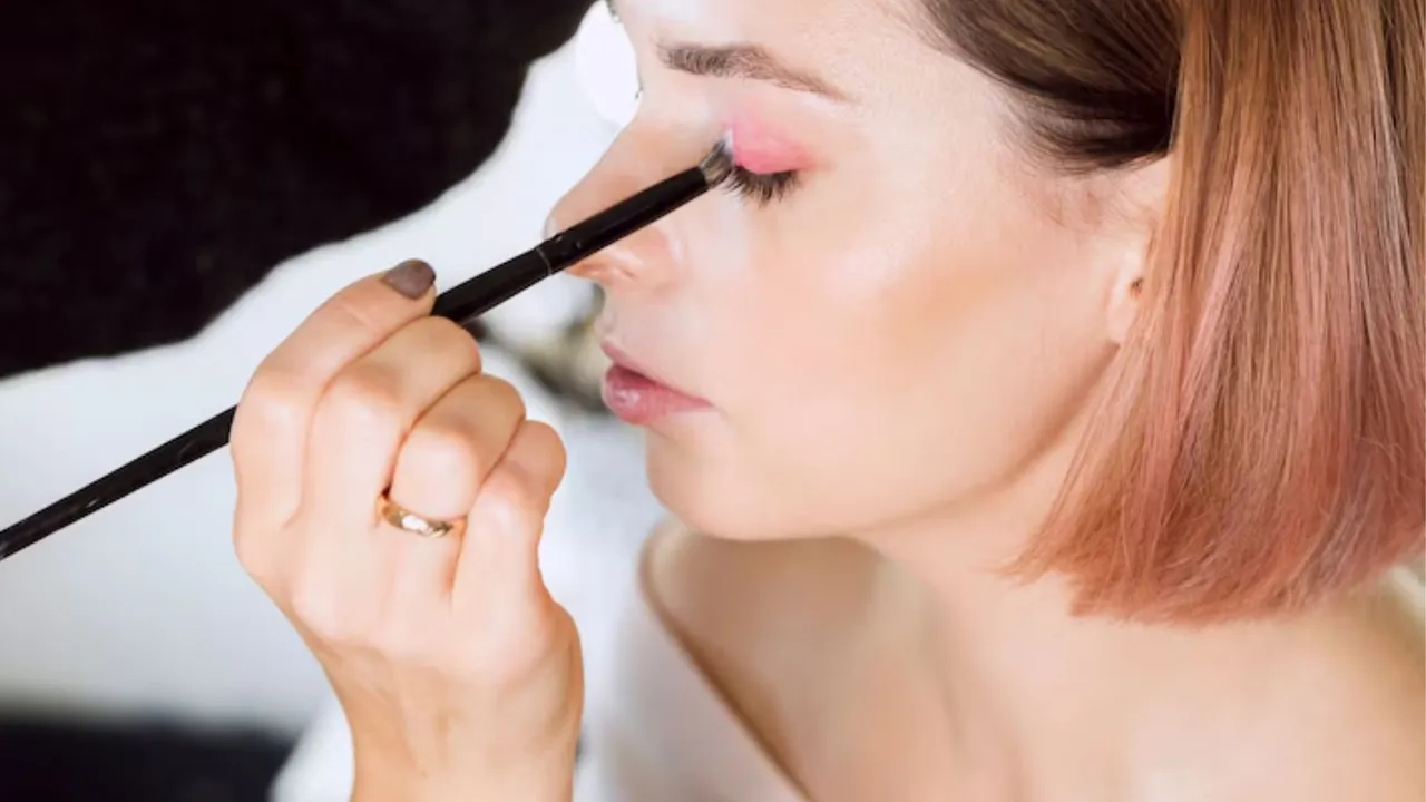 How to make kajal at home