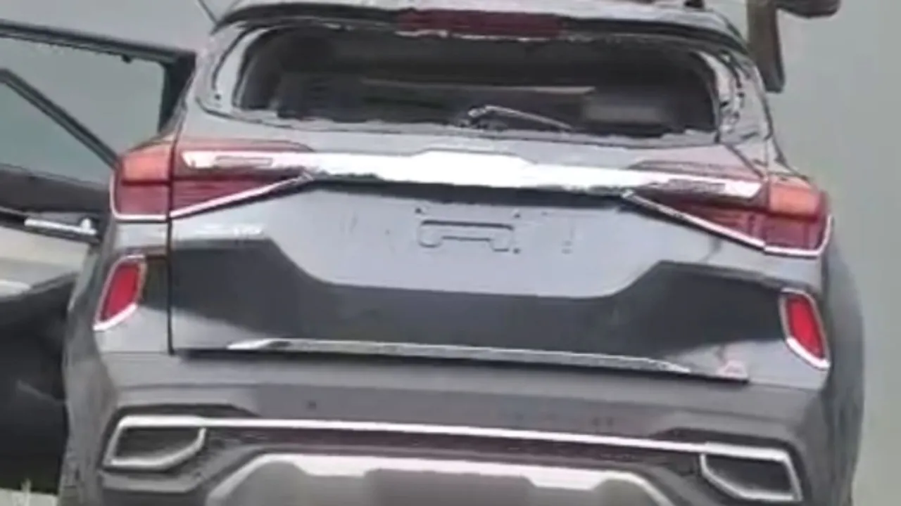 car canal, કાર કેનાલમાં ખાબકી