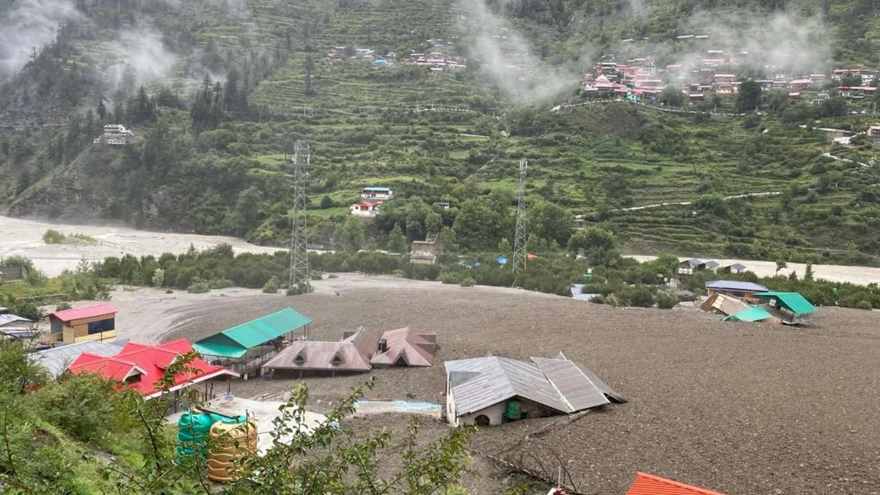 Uttarakhand Uttarkashi Cloudburst, ઉત્તરાખંડમાં વાદળ ફાટ્યું