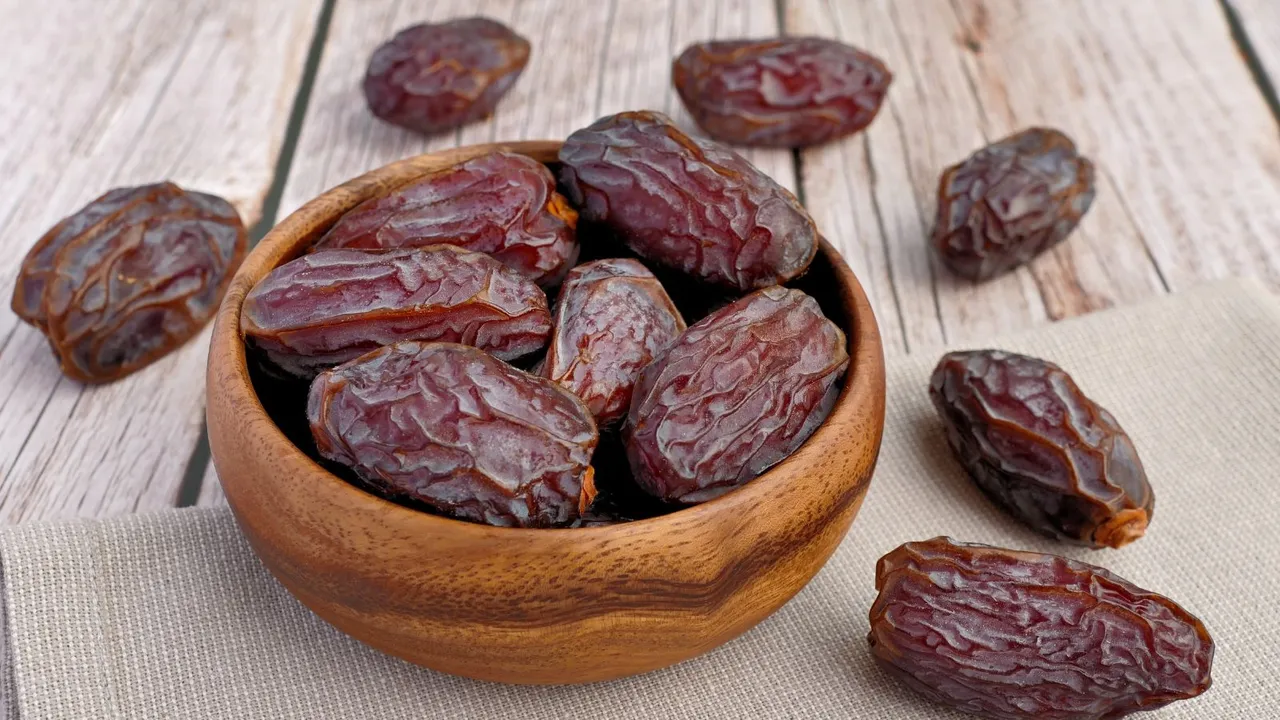 ખજૂર કેમ ખાવી જોઈએ | ખજૂર ખાવાના કારણો | ખજૂર ખાવાની રીત |ખજૂર ખાવાના ફાયદા