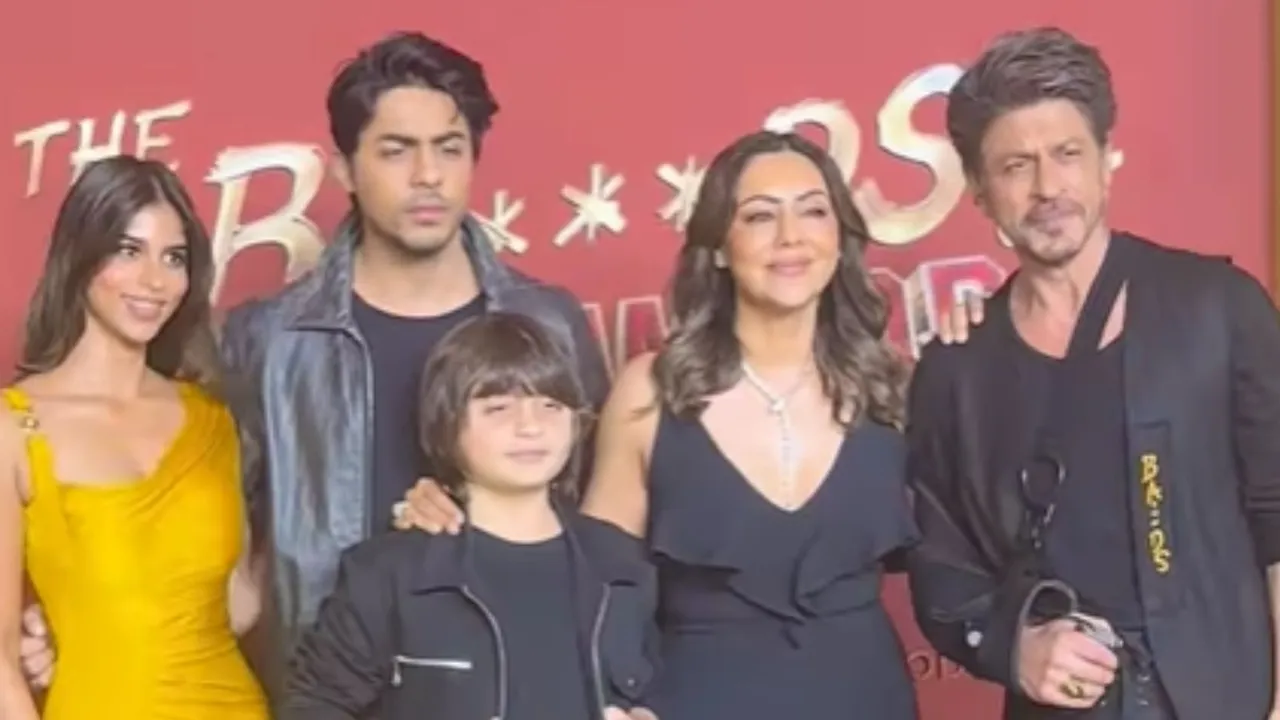 ધ બેડ્સ ઓફ બોલીવુડ સ્પેશિયલ સ્ક્રીનિંગ રૂમરડ ગર્લ ફ્રેન્ડ લારિસા બોનેસી મનોરંજન શાહરૂખ ખાન