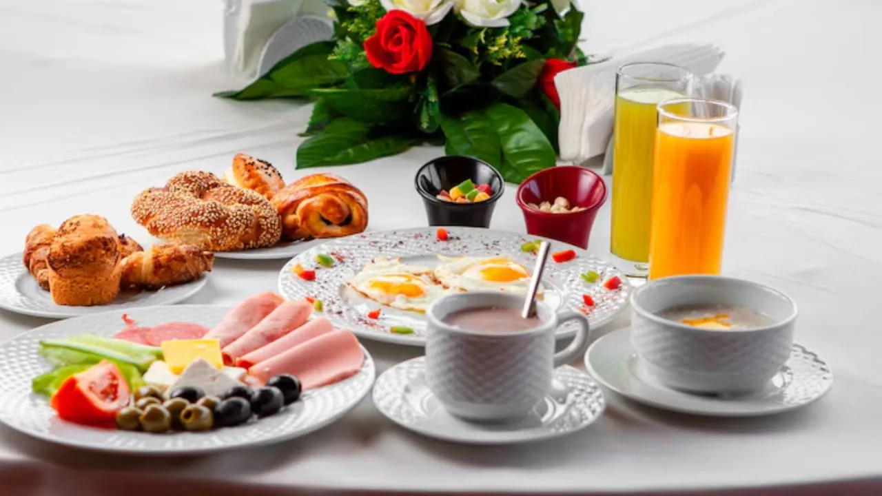 નાસ્તો ન કરવાથી થતી આડઅસર | દરરોજ નાસ્તો સ્કિપ કરવાથી થતી આડઅસર | હેલ્થ ટિપ્સ