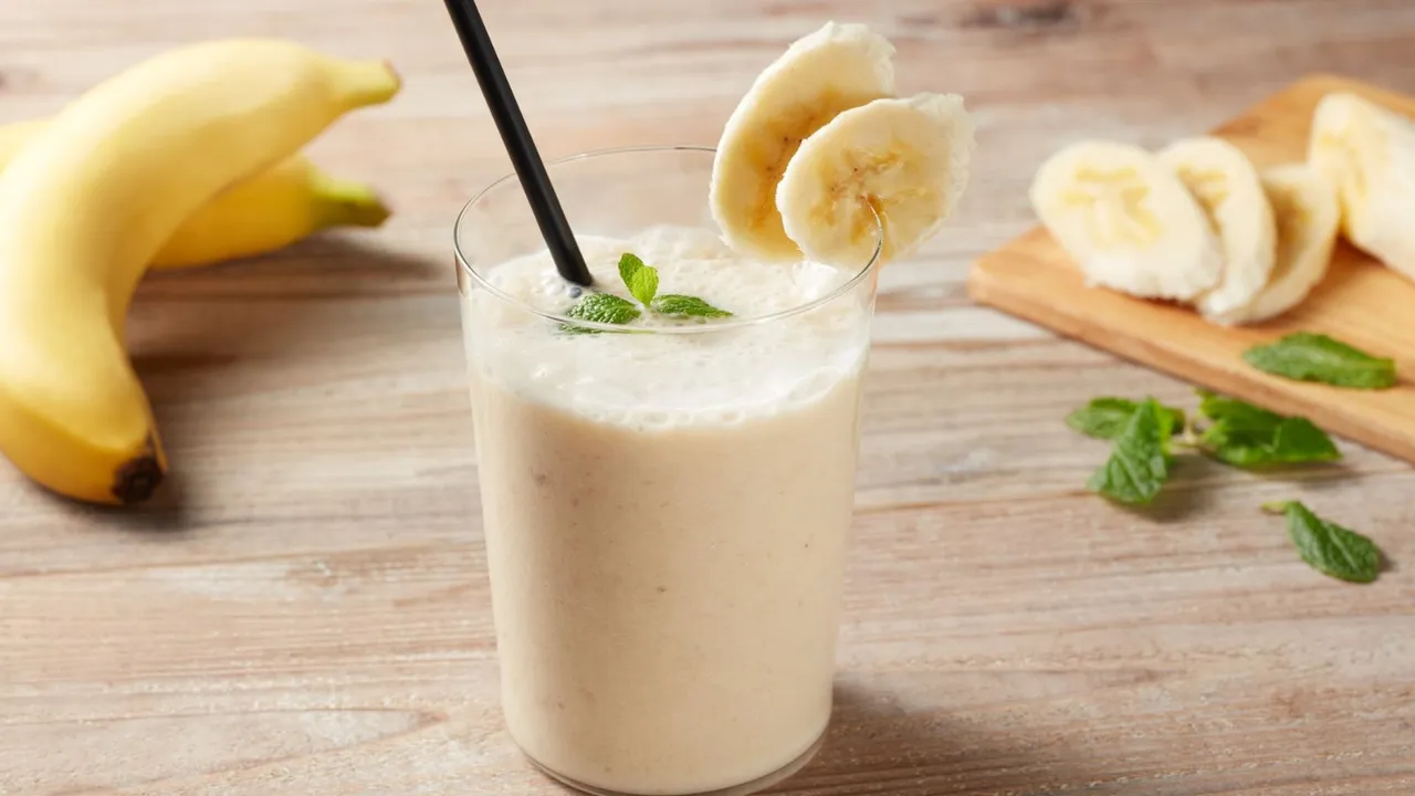 એનર્જી ડ્રિંક રેસીપી | એનર્જી ડ્રિંક બનાવની રીત | વજન વધારવાની ટિપ્સ, નબળાઈના ઘરેલું ઉપાયો | નબળાઈ દૂર કરવા શું ખાવું