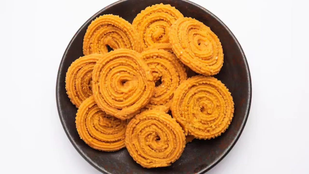 Instant Crispy Chakri Recipe | દિવાળીમાં મહેમાનોને ખવડાવો ઇન્સ્ટન્ટ ક્રિસ્પી ચકરી, આ નવી ટ્રીક ટ્રાય કરો, જાણો રેસીપી