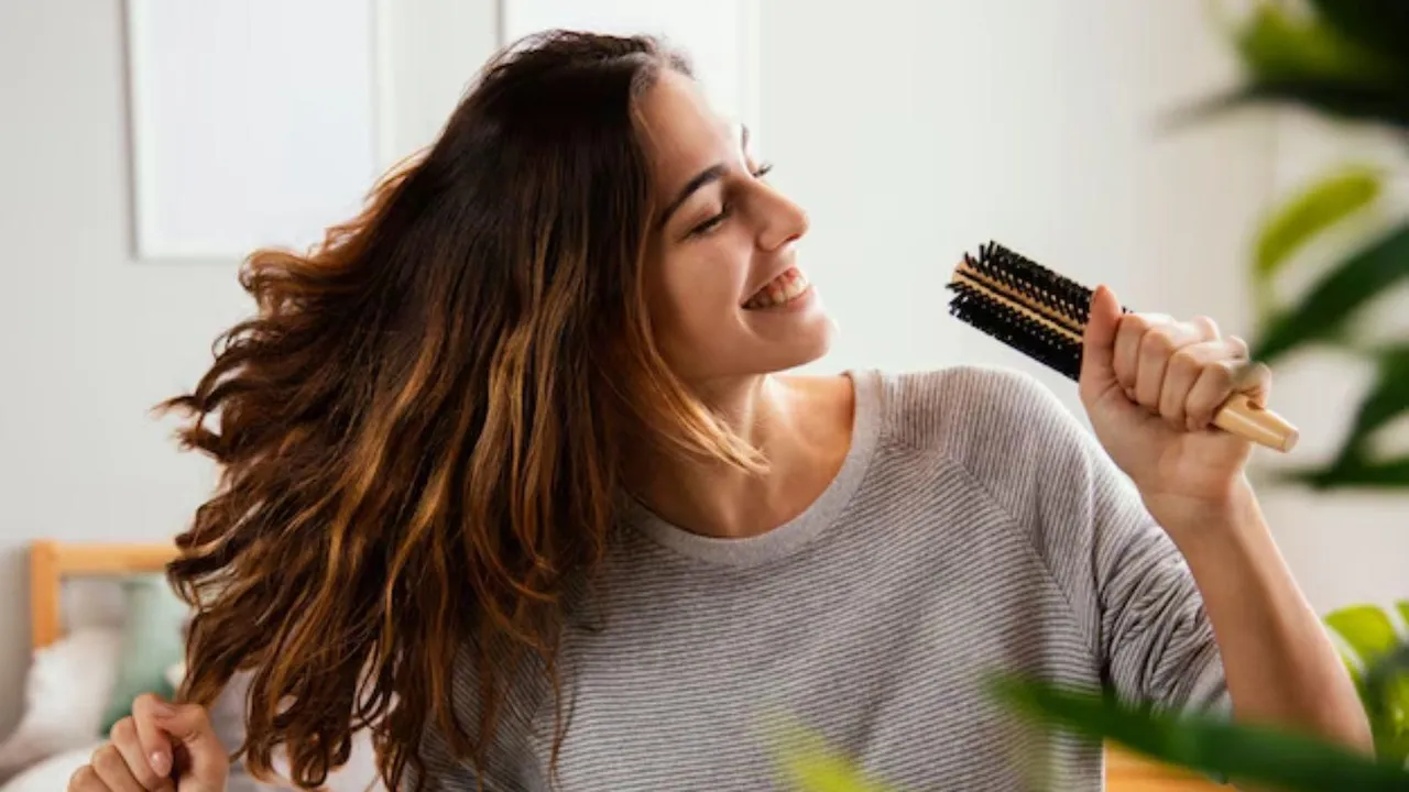 તમારા વાળના પ્રકાર અનુસાર કયું તેલ શ્રેષ્ઠ છે હેરકેર ટિપ્સ