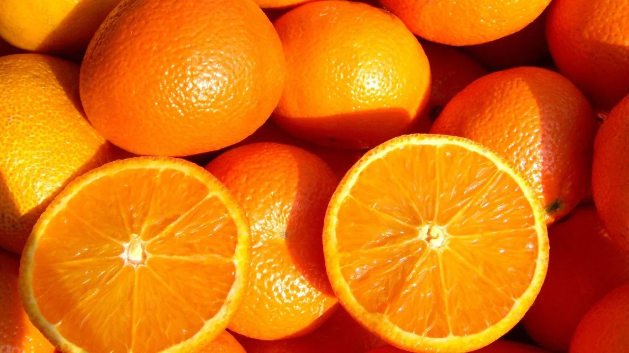 નારંગી શરદી ખાંસીમાં ખવાય સંતરા ફાયદા શરદી ખાંસી ઉપાય શિયાળો હેલ્થ ટિપ્સ