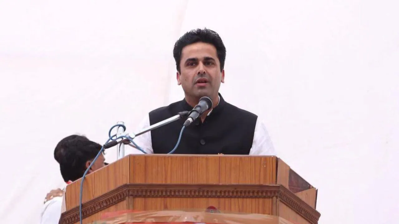 Faisal Patel, ફૈઝલ પટેલ