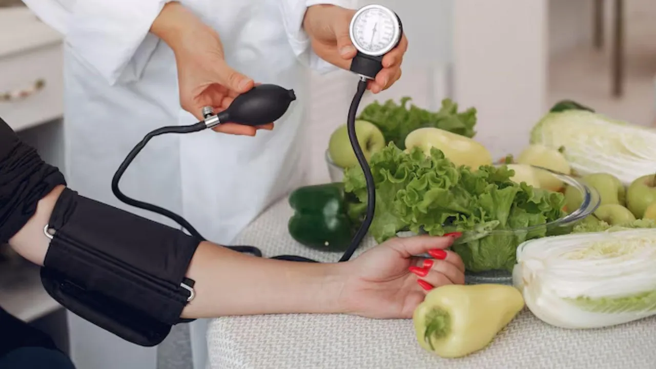 બ્લડ પ્રેશર કંટ્રોલ કરવા માટે આહાર હેલ્થ ટિપ્સ