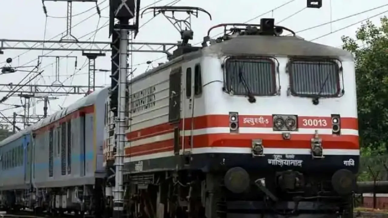 Gandhinagar Capital-Veraval Express