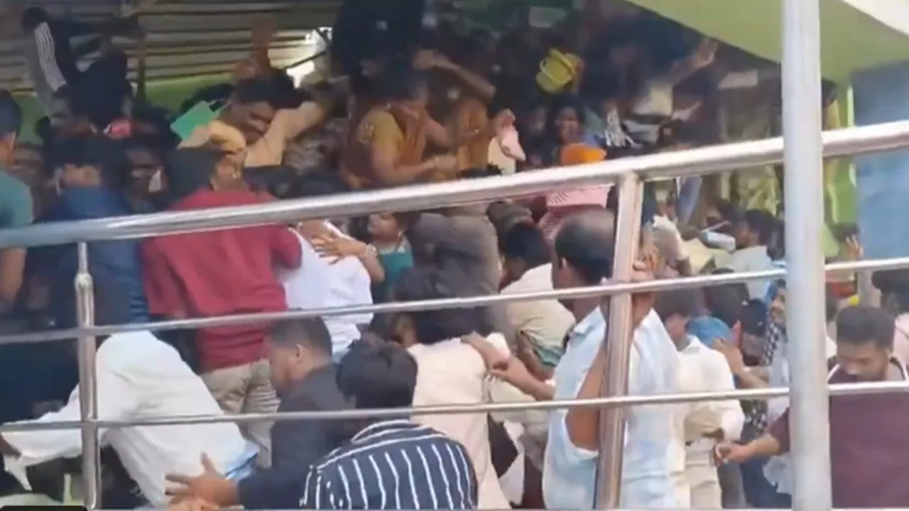 andhra pradesh Venkateswara Swamy temple stampede
