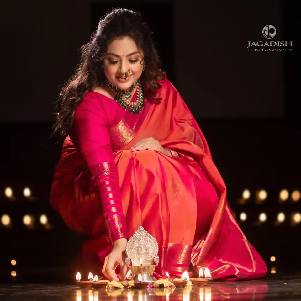 Actress Meena Diwali 