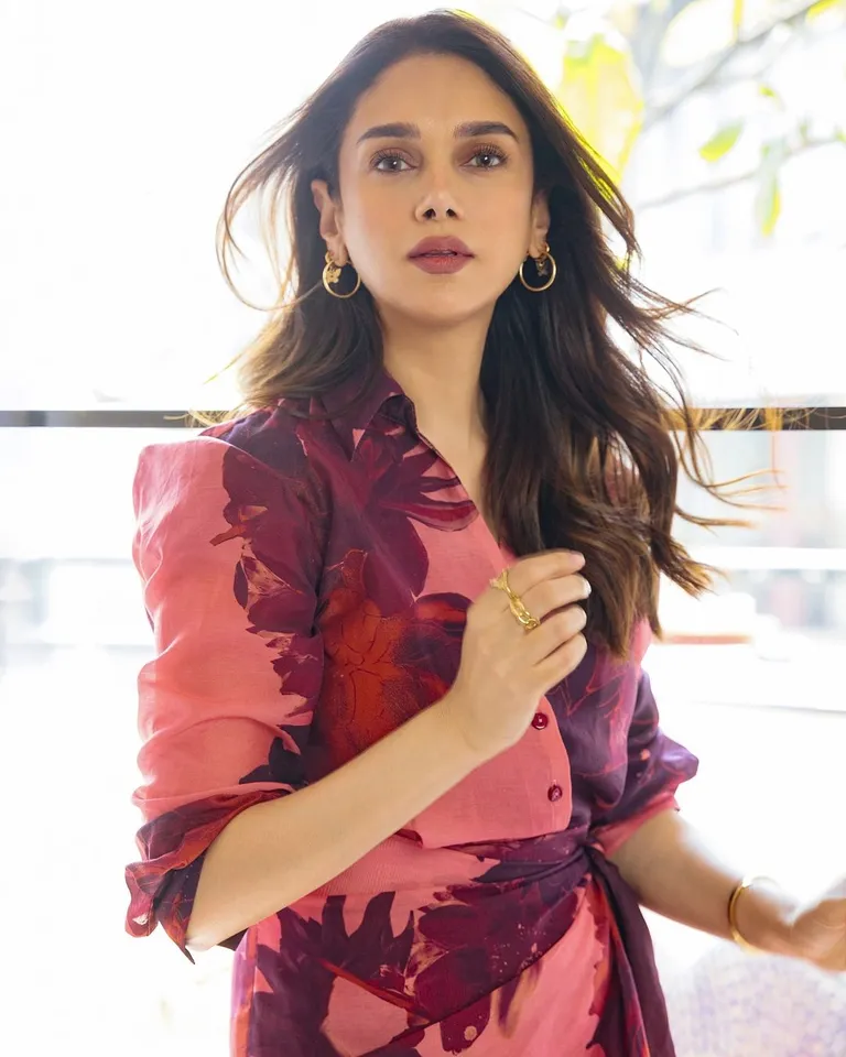 Aditi Rao Hydari Latest Chic 