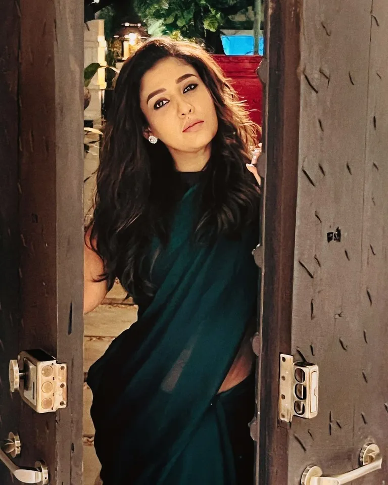 Nayanthara Wearing Saree Photos