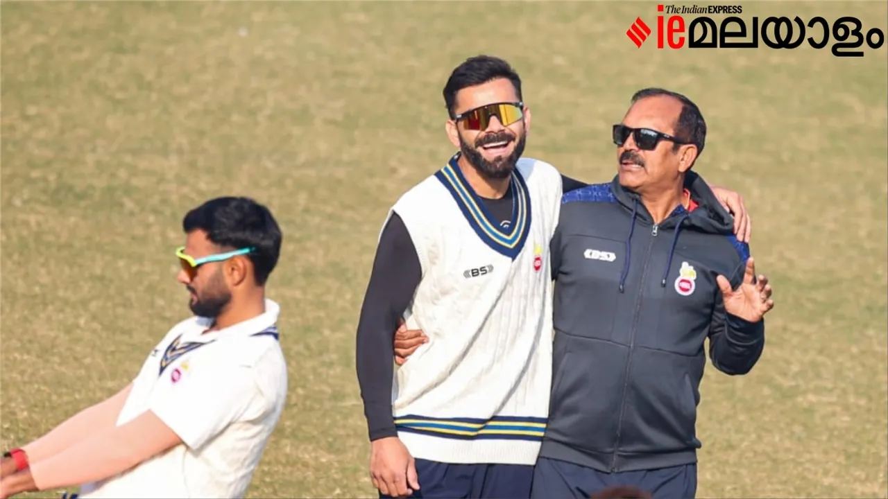 virat kohli with delhi team coahc