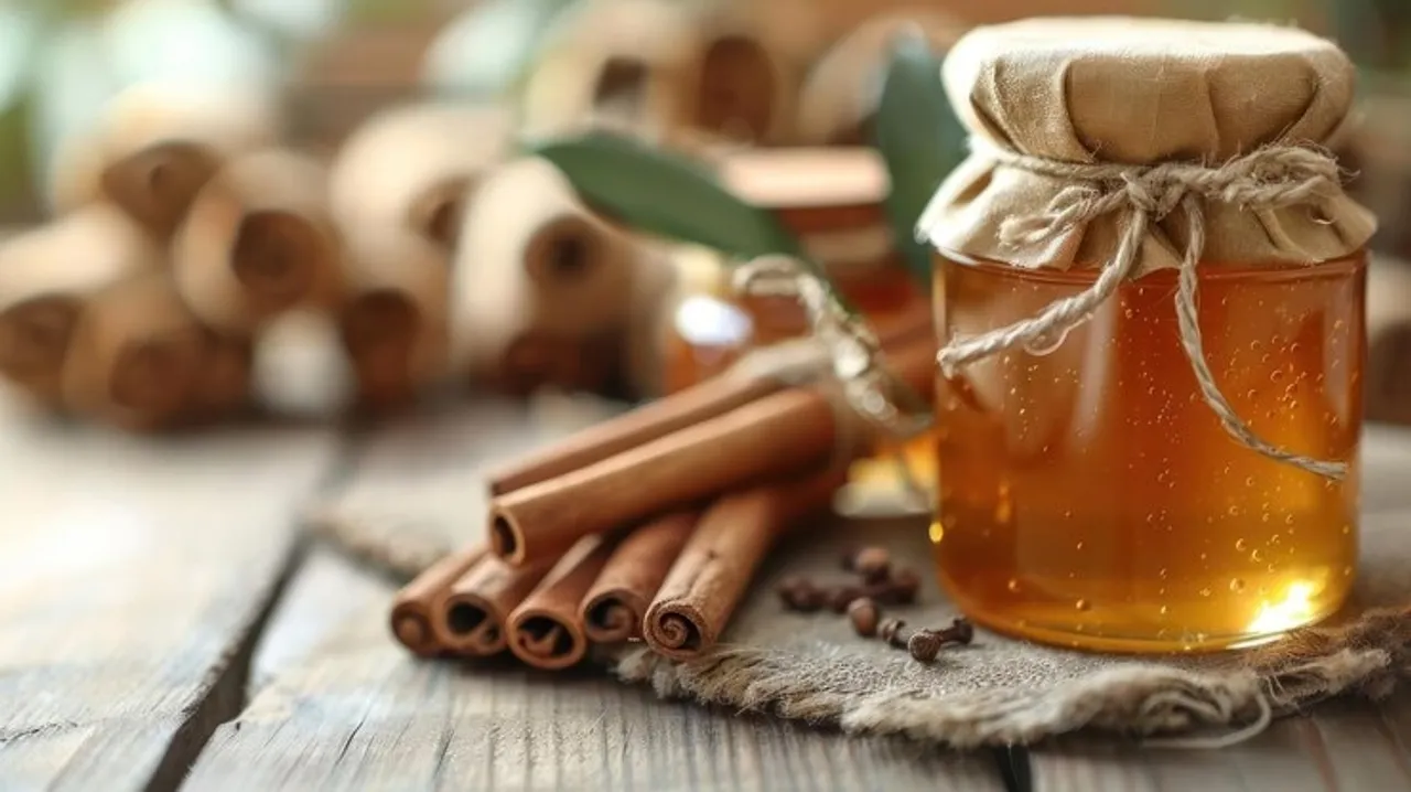 5 DIY Ways To Use Cinnamon for Skin 