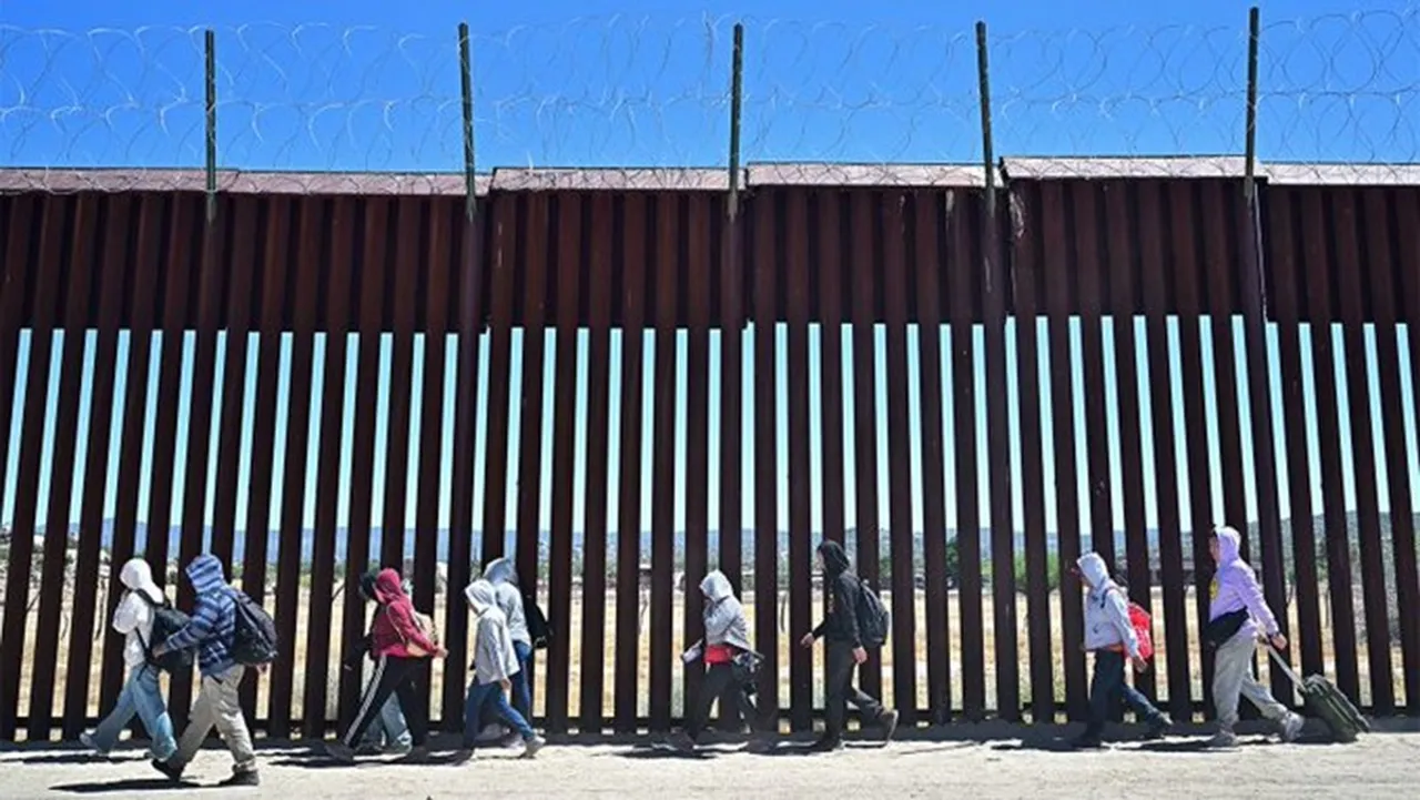 India, usa, Illegal, immigration