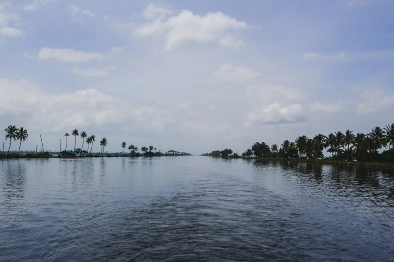Top Hidden Tourist Spots In Kerala With Peace Atmosphere And Greenery