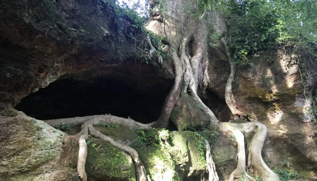 Kochareekkal Caves