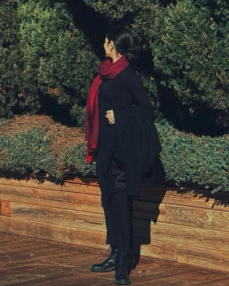 Samvritha Sunil latest pics family pic