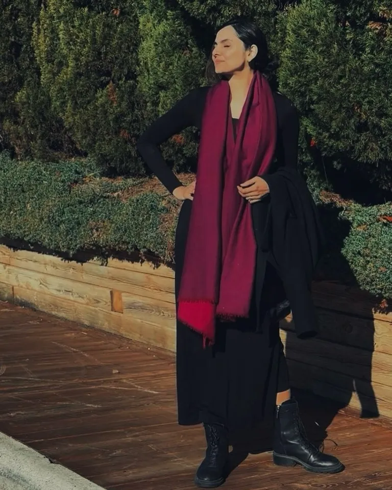 Samvritha Sunil latest pics family pic