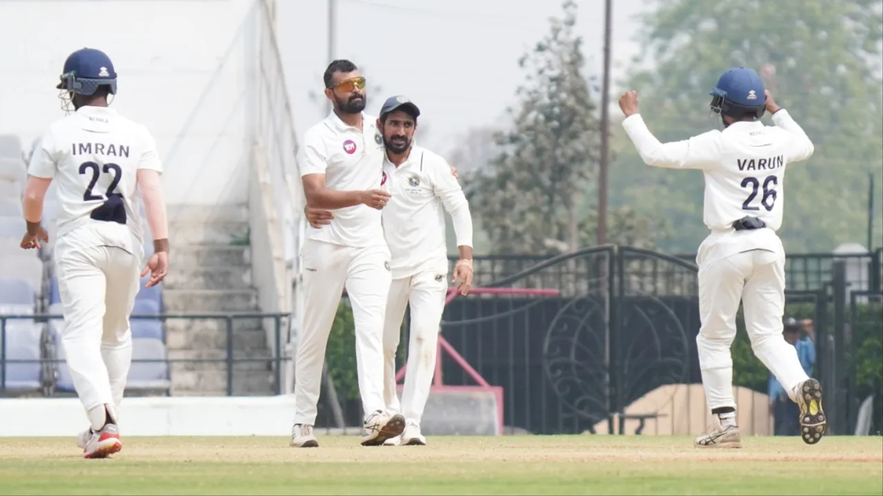 kerala cricket team celebration