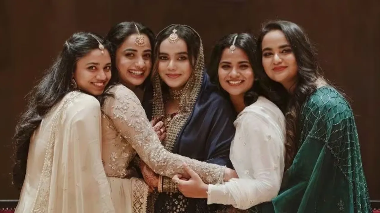 Meenakshi Dileep Namitha friendship photos