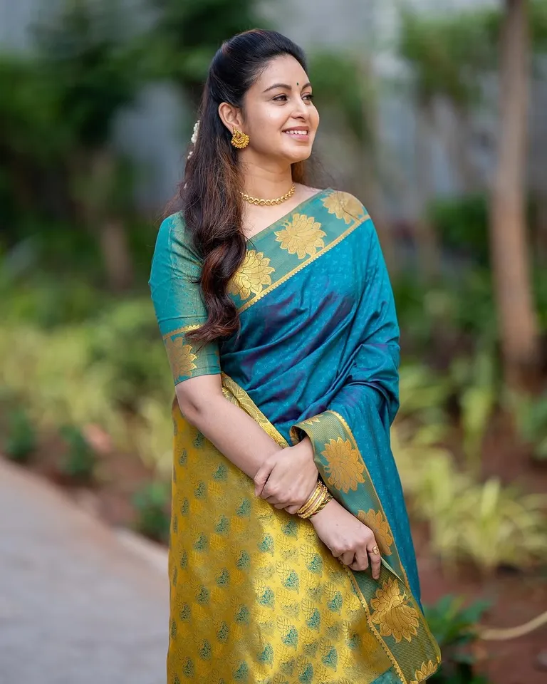 Abhinaya Engagement Pics Wedding