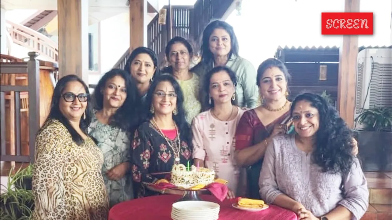 Sona Nair Manju Pillai Praveena Trivandrum Actress fi