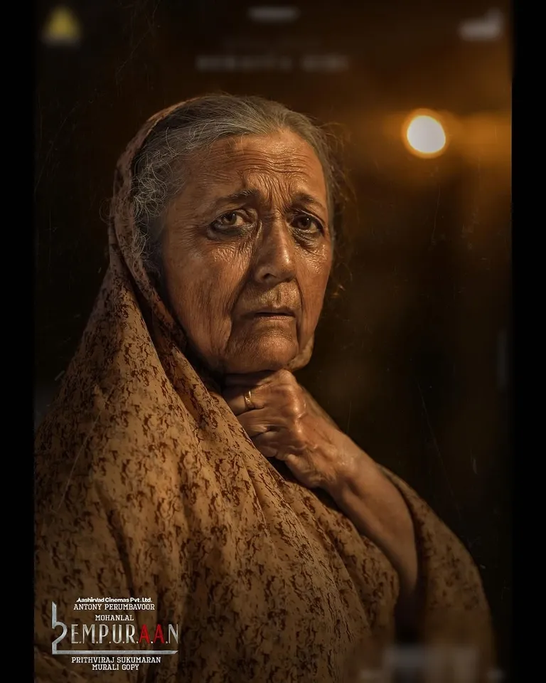 Empuraan Nayan Bhatt as Suraiya Bibi