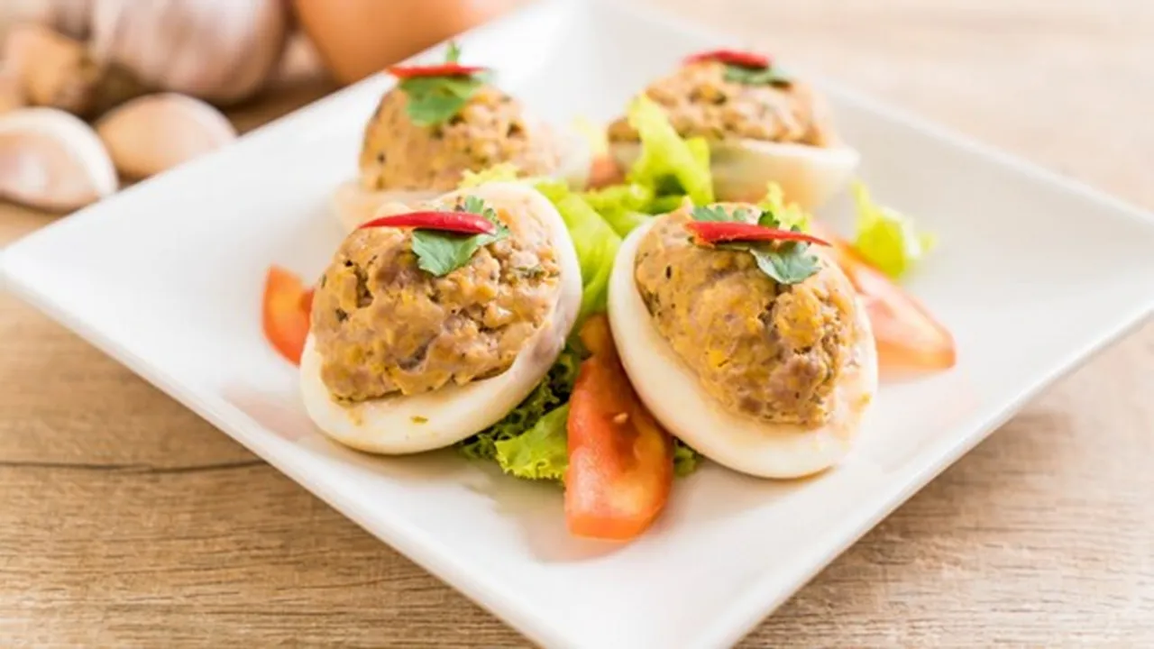 Boiled Egg Stuffed Chutney Recipe 