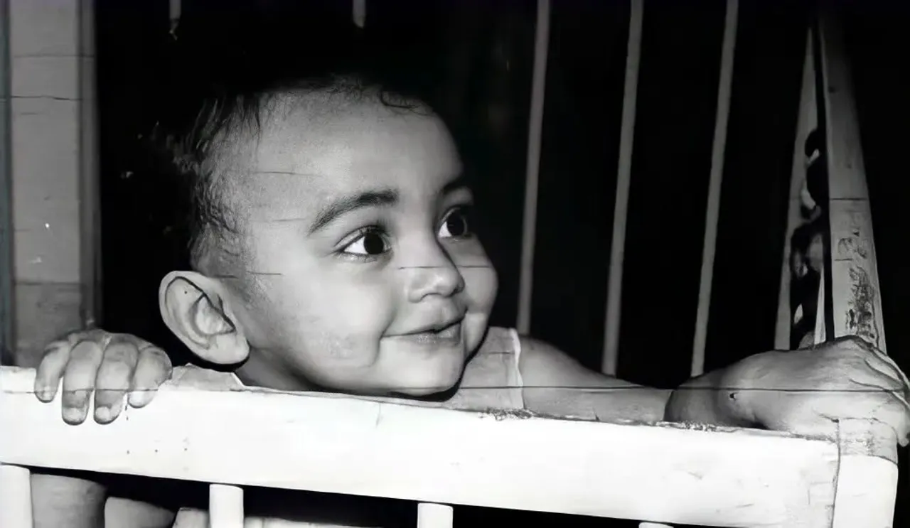 Shobana childhood photos