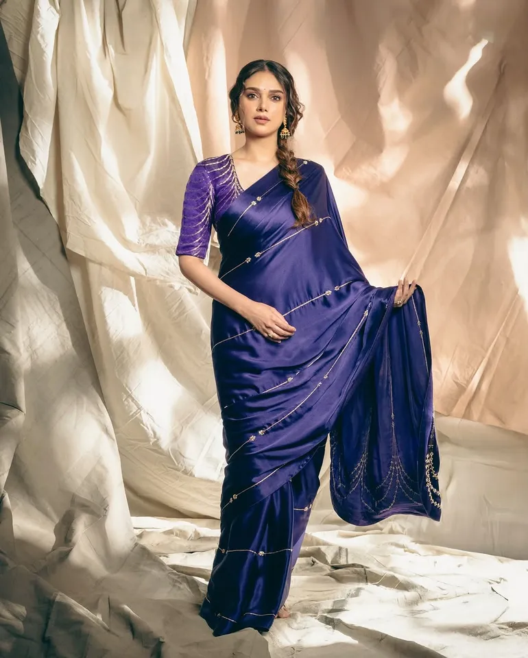 Aditi Rao Hydari Wearing Saree