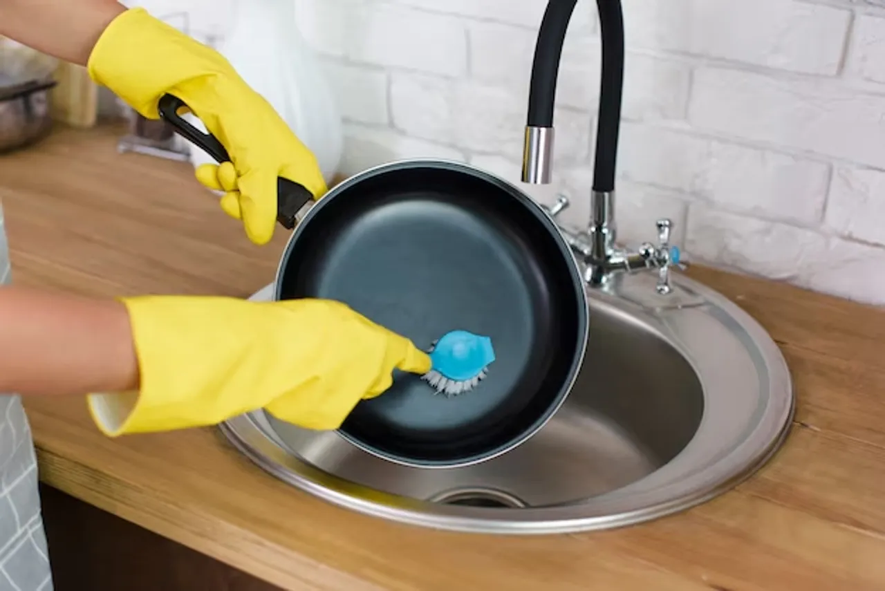 Tricks To Remember While Using Non Stick Pan At Kitchen