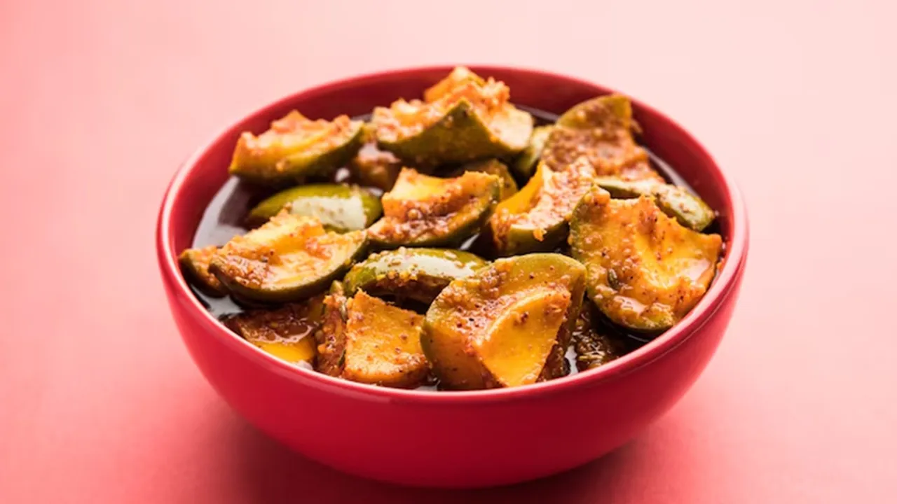 Cut Mango Pickle Kerala Special Recipe 