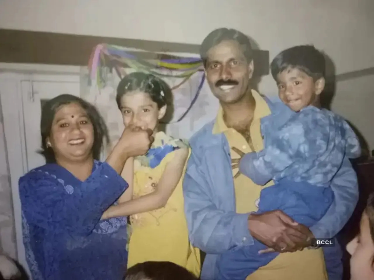 Meenaakshi Chaudhary childhood photo 