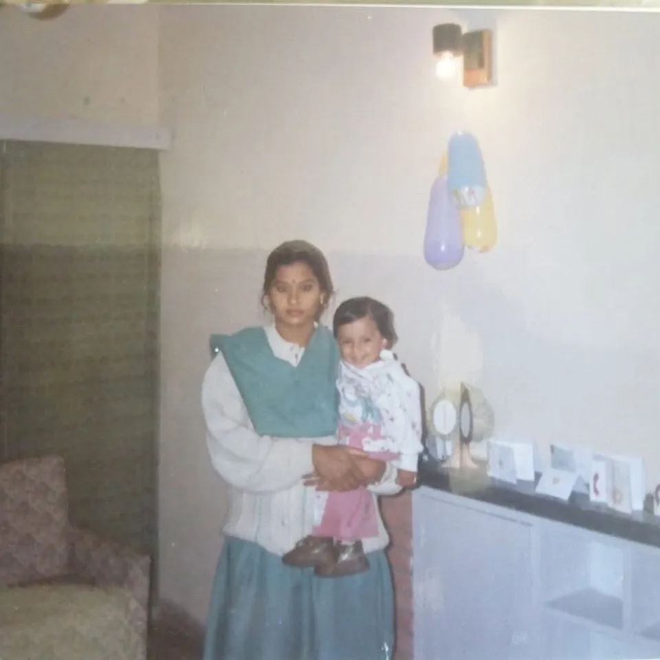 Meenaakshi Chaudhary childhood photo 