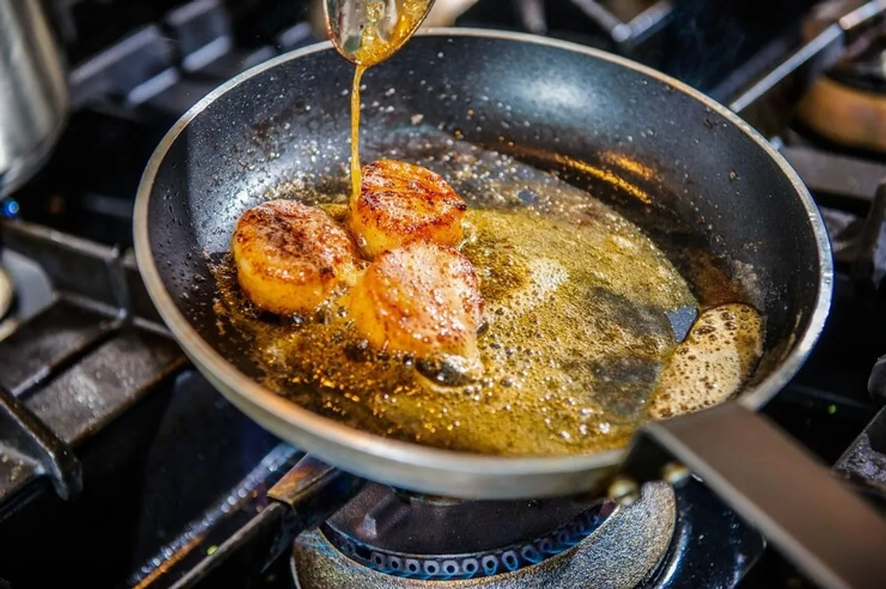 Tips For Less Oil Use While Frying In Kitchen