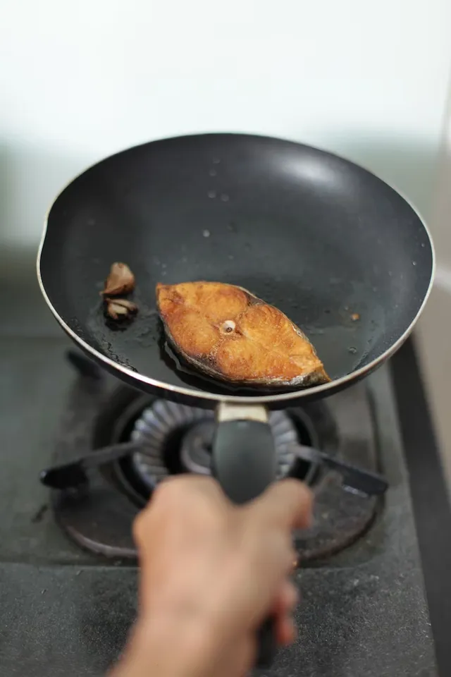 Tips For Less Oil Use While Frying In Kitchen