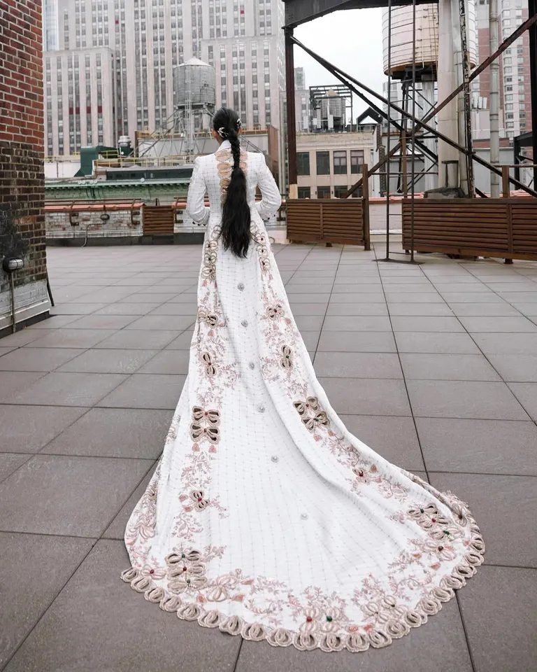 Isha Ambani Met Gala Look 
