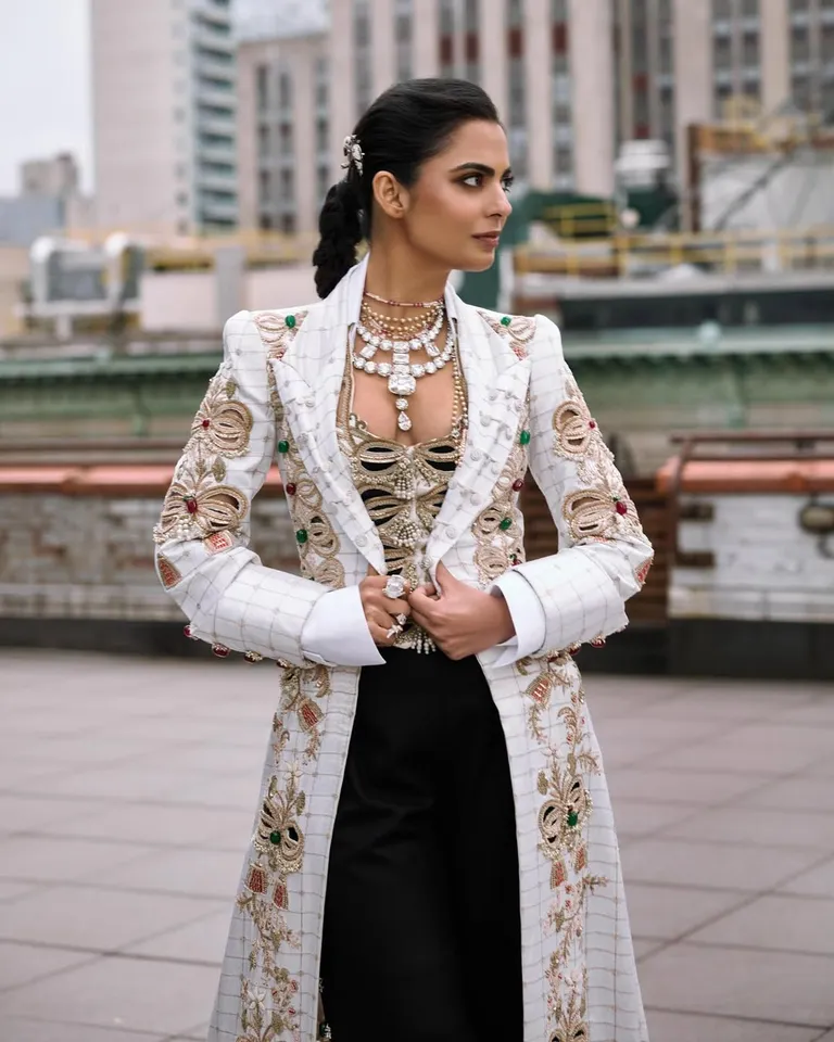 Isha Ambani Met Gala Look 