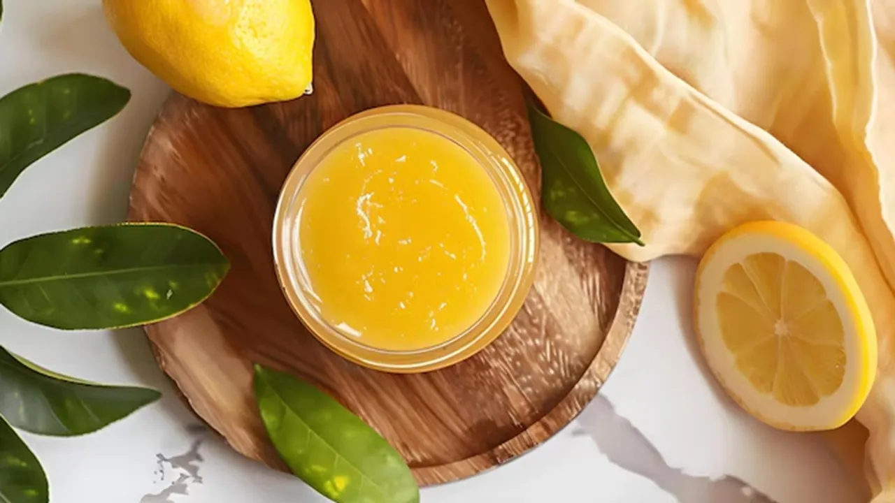 Tan Removal Cream With Honey Lemon