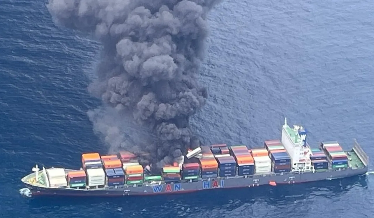 cargo ship accident3
