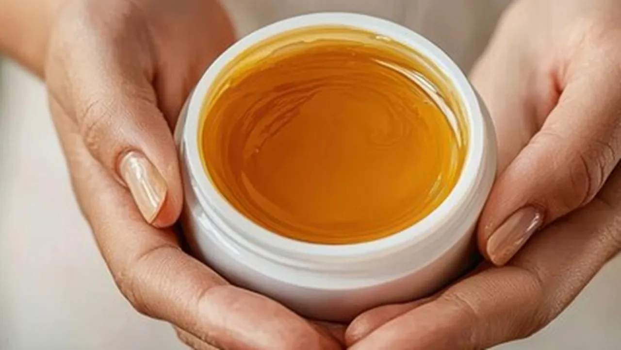 Healthy Hair With Honey 1