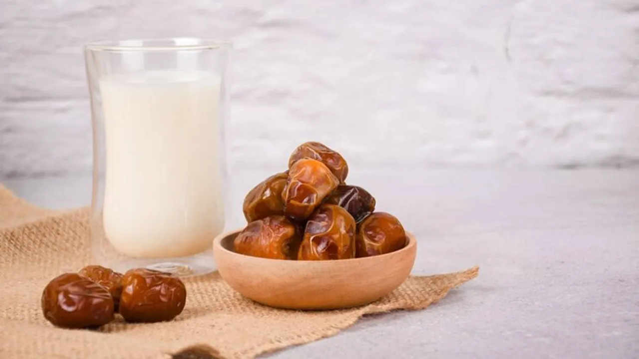 Dates Milk