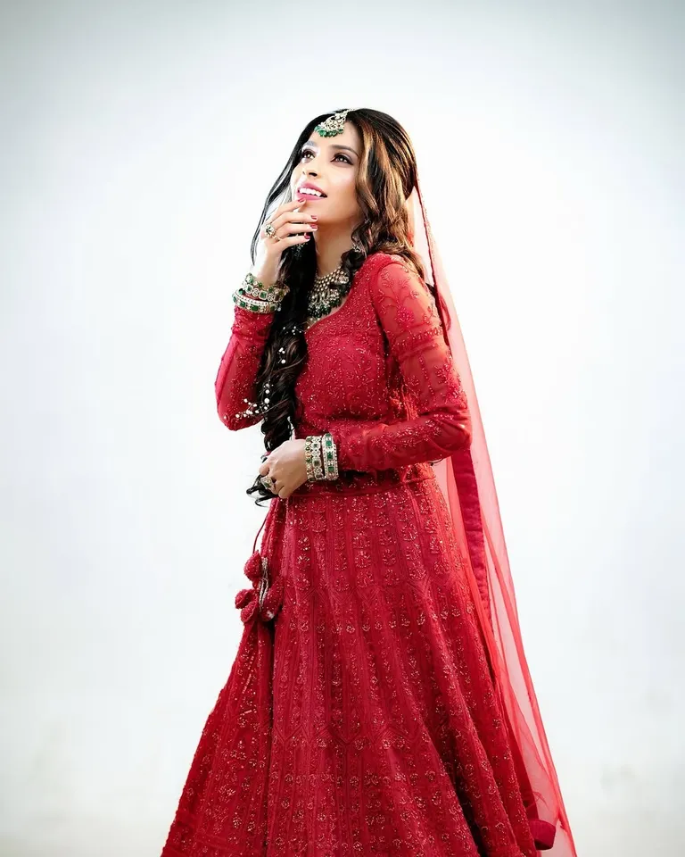 Renu Sudhi Makeover shoot ng 3
