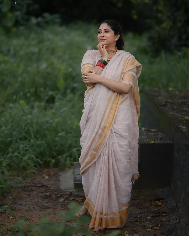 Abhaya Hiranmayi latest photoshoot ng 5