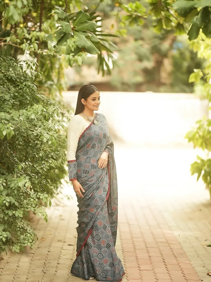 Priyamani Latest Saree Look