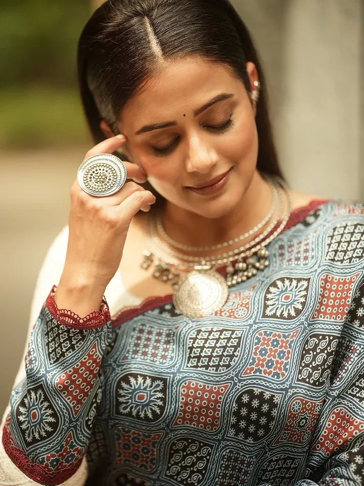 Priyamani Latest Saree Look