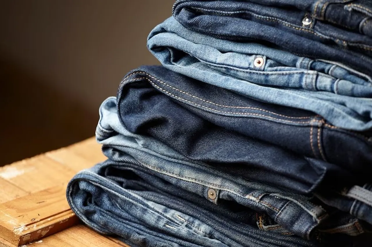 Tips To Wash Jeans Without Colour Fading 5