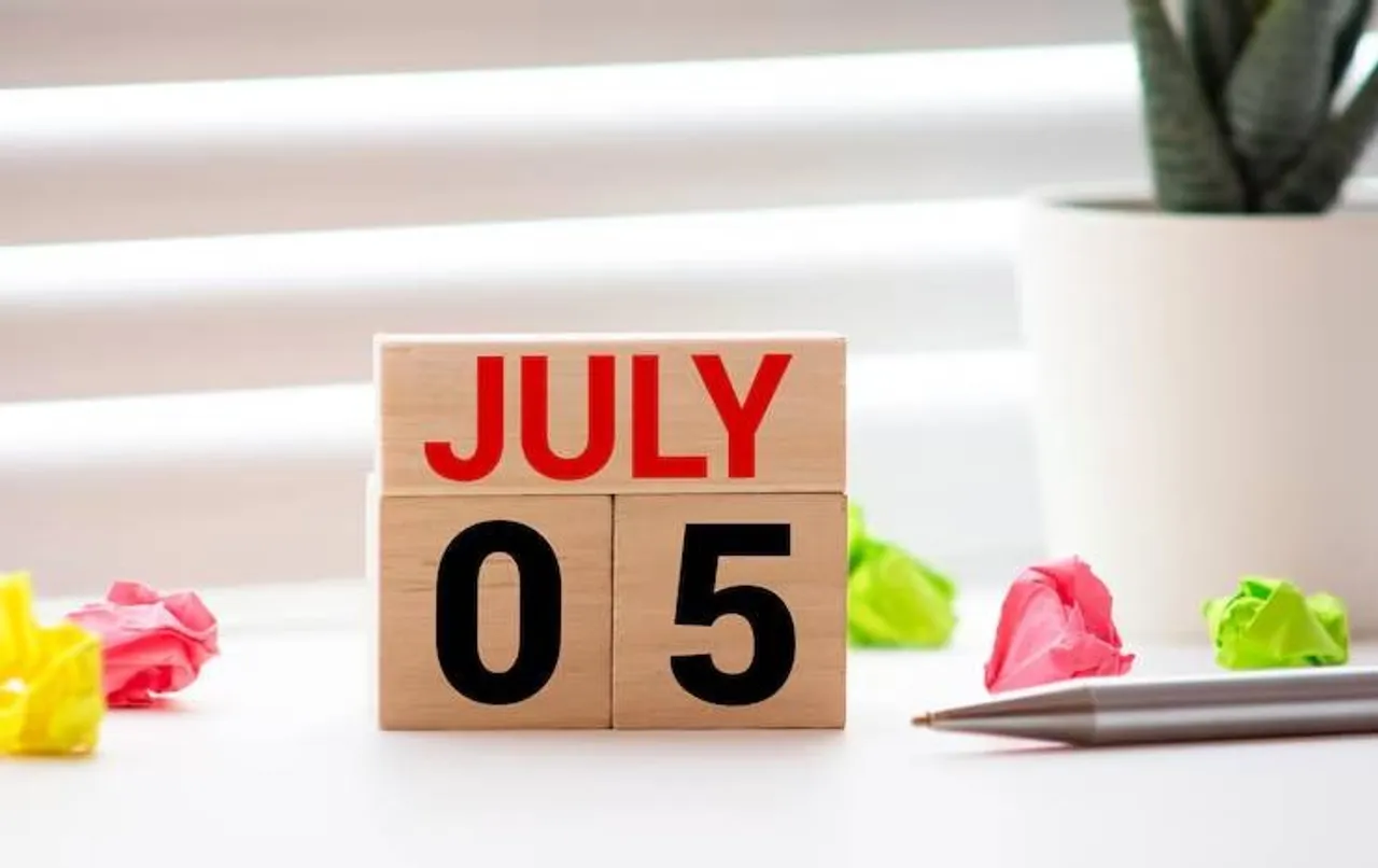 July, horoscope
